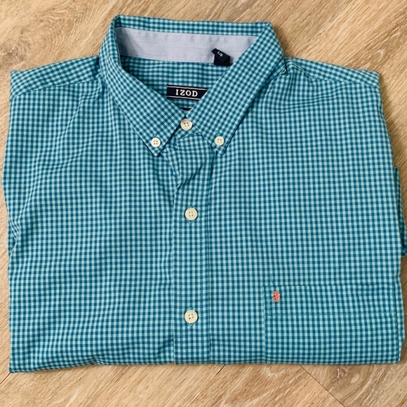 Izod Other - Izod Blue Plaid Button Down Shirt